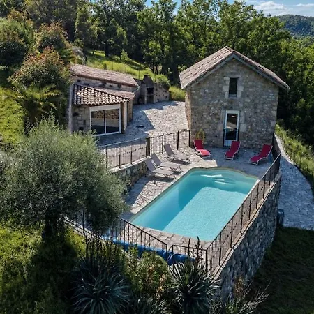 Villa L'art Des Cles - En Pierre Avec Piscine Privee Pont-de-Labeaume