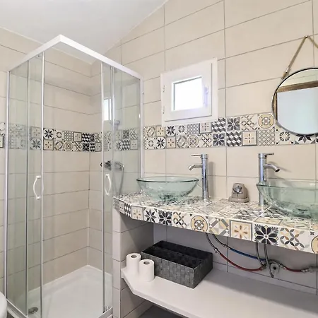 L'art Des Cles - En Pierre Avec Piscine Privee Villa